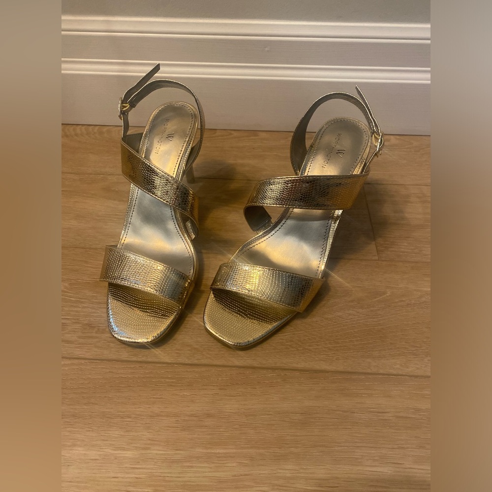 Worthington heels gold size 9.5